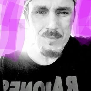 Meet your Posher, Randall